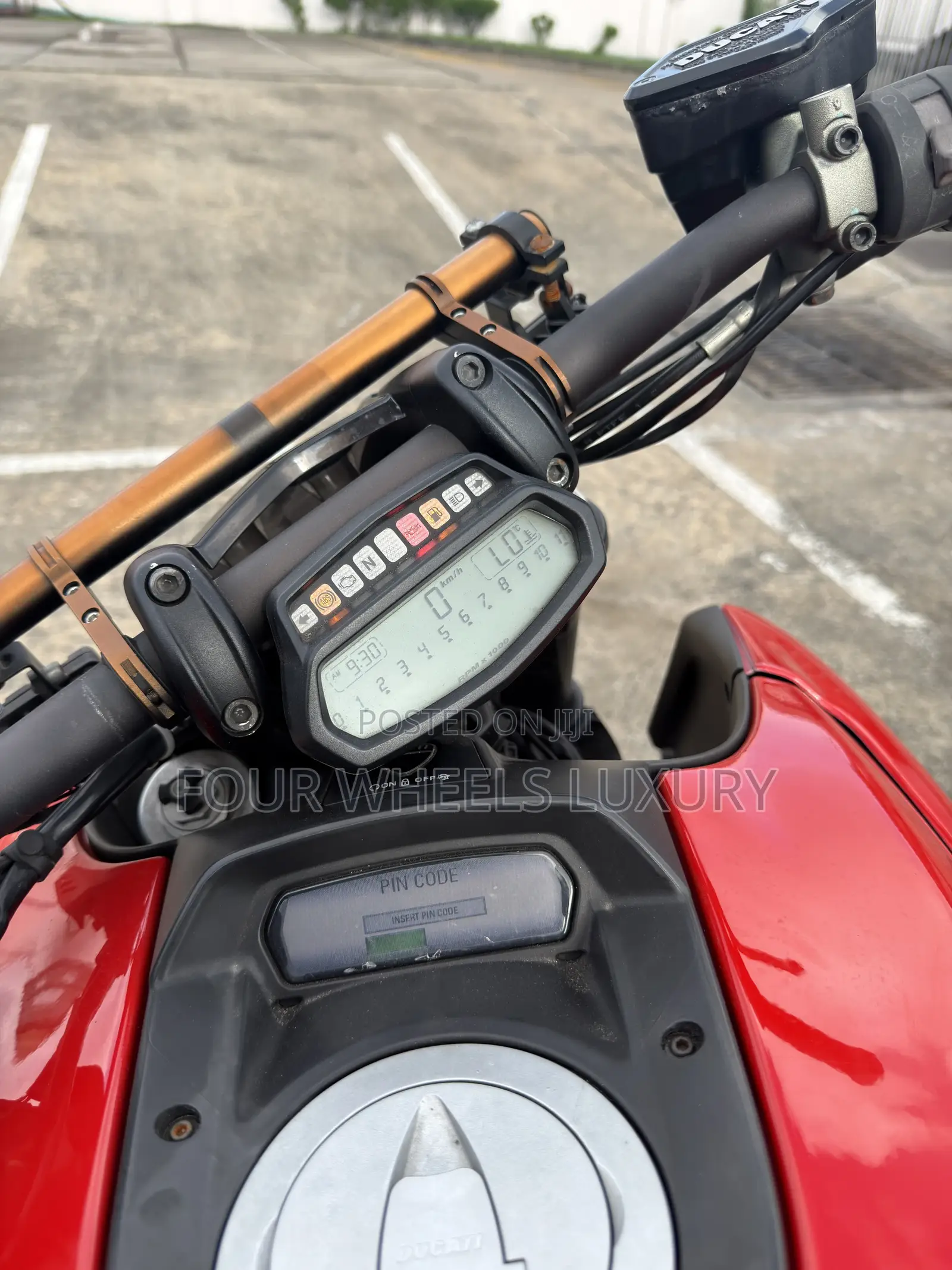 Ducati Diavel 1260 2016 Red