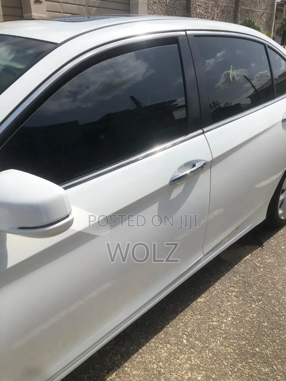 Honda Accord Touring V-6 4dr Sedan (3.5L 6cyl 6A) 2014 White