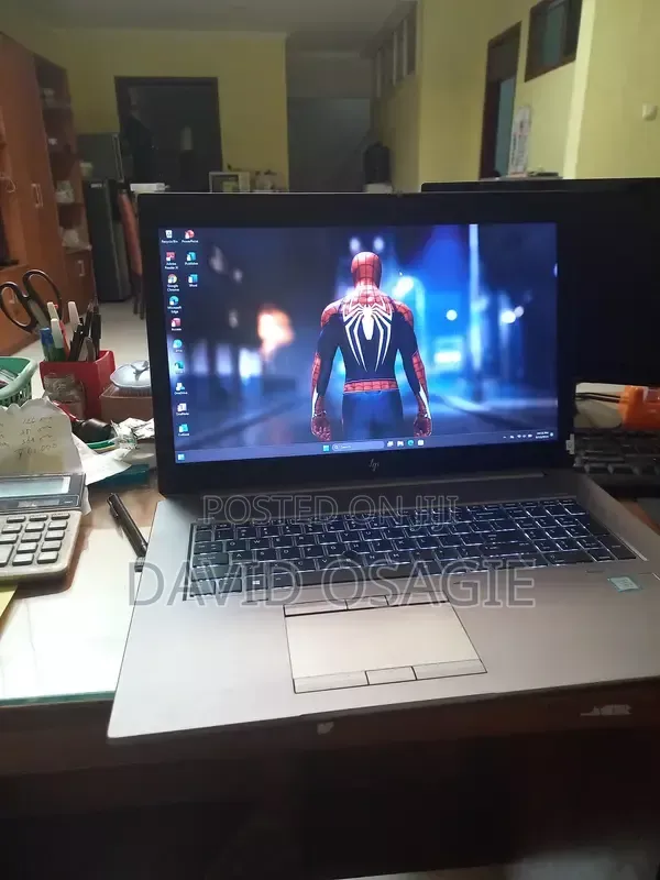 Laptop HP EliteBook 820 G3 8GB Intel Core i3 SSD 256GB