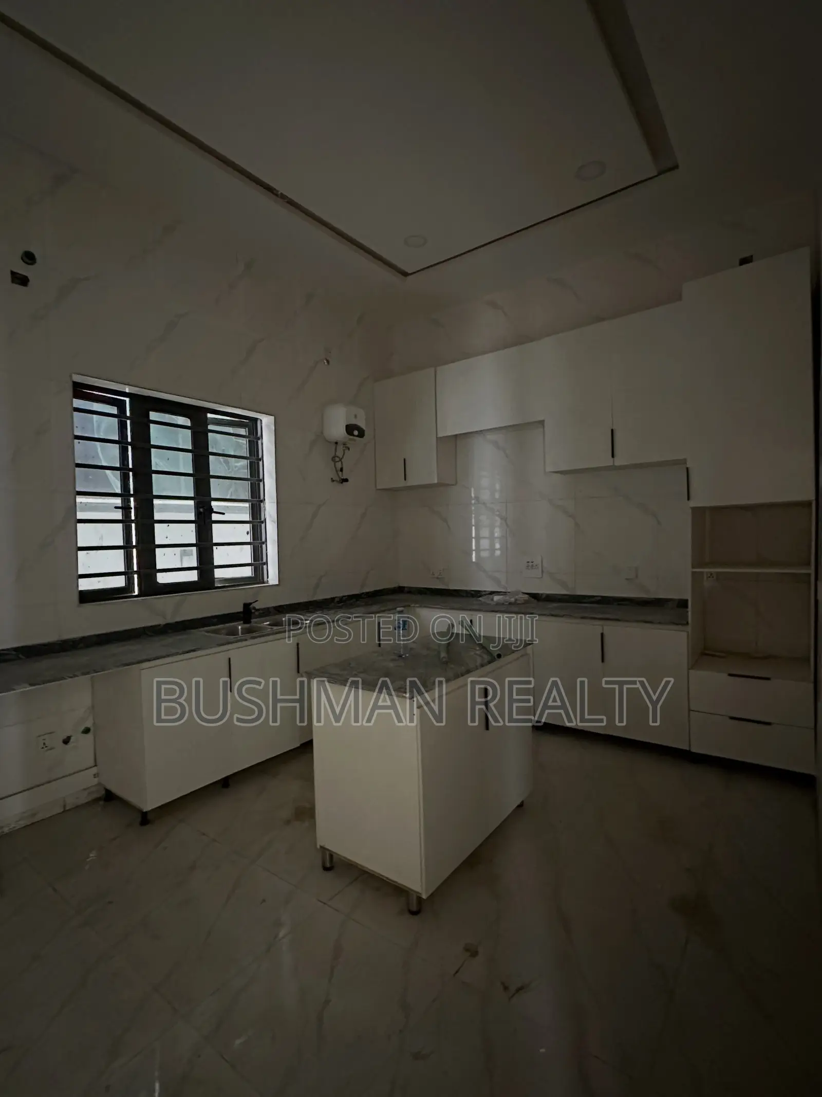 3bdrm Duplex in Lekki for rent