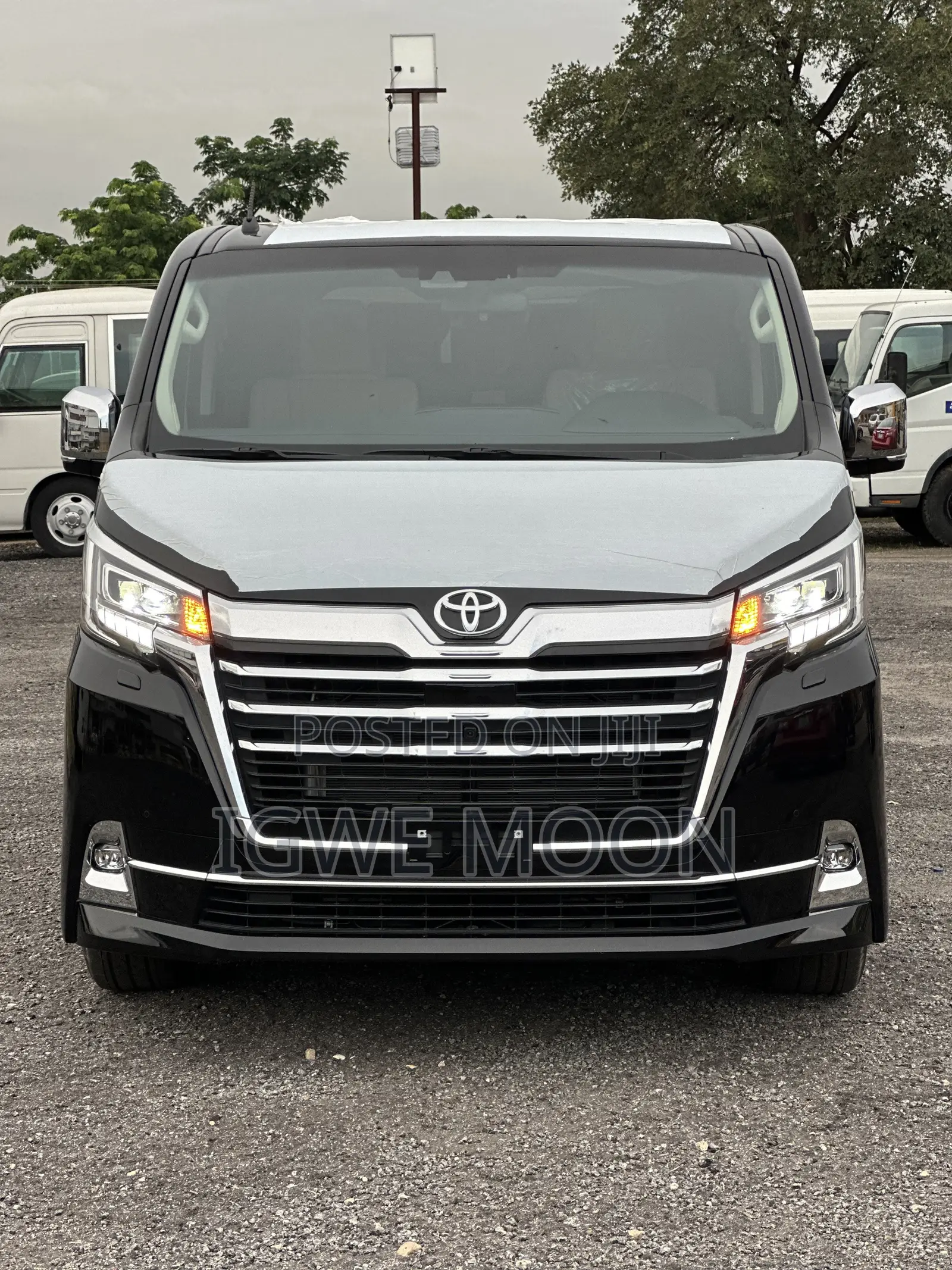 New Toyota Granvia Premium 3.5 V6 Petrol 6-Seater 2026 Black