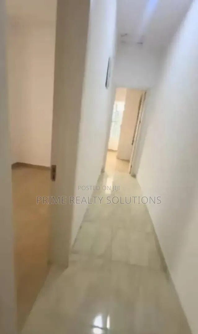 Mini Flat in Lekki Phase 1 for rent