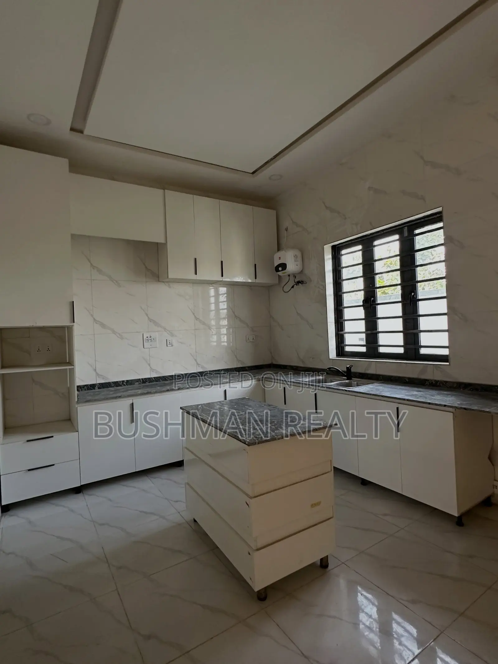 3bdrm Duplex in Lekki for rent