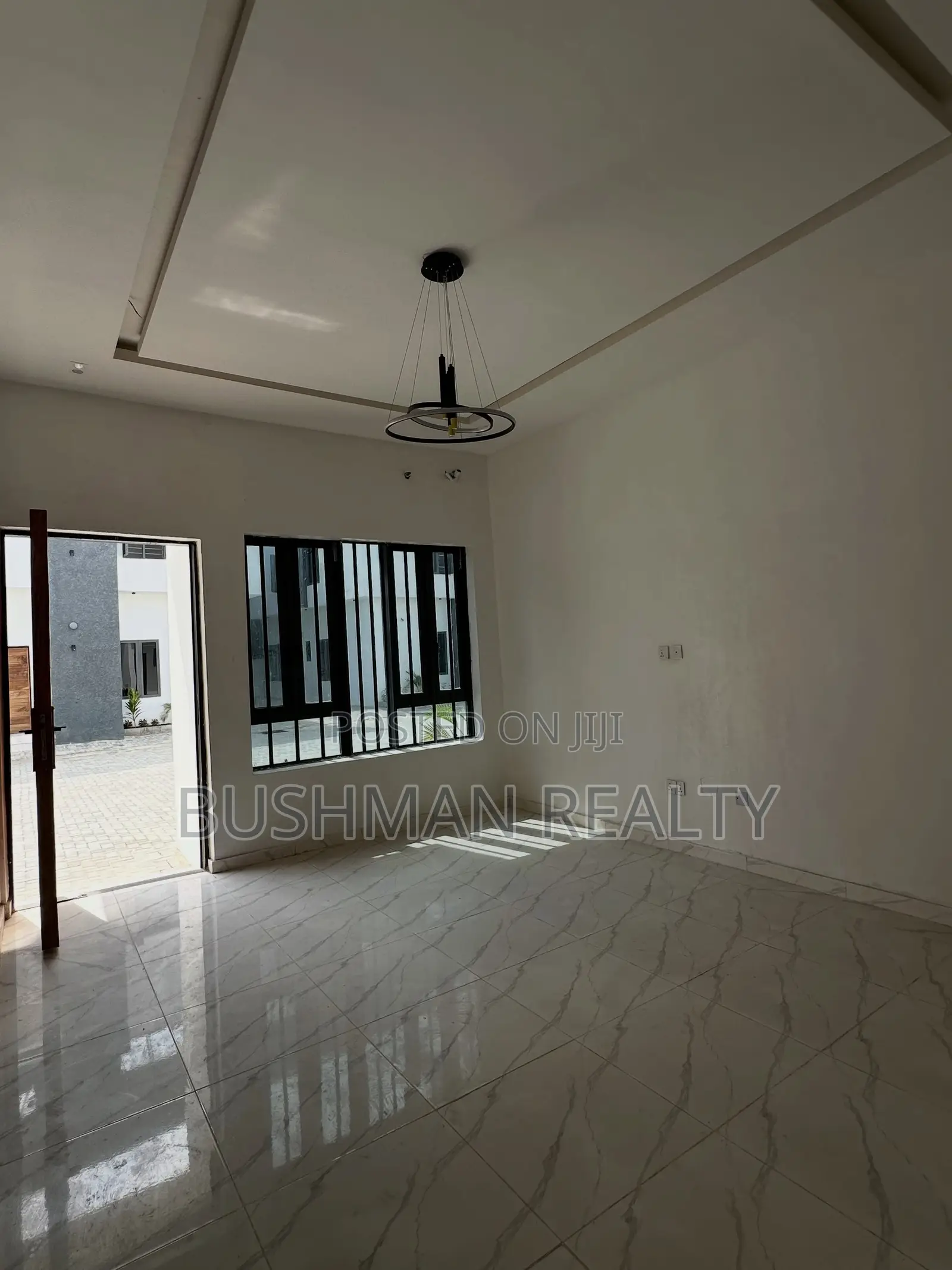 3bdrm Duplex in Lekki for rent