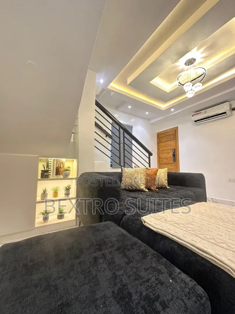 Stylish 2-Bedroom Duplex Shortlet in Magodo Phase 1
