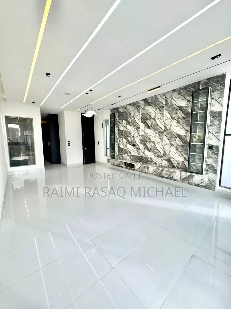 Furnished 5bdrm Duplex in Lekki Palm City for sale