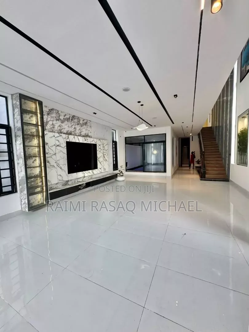 Furnished 5bdrm Duplex in Lekki Palm City for sale