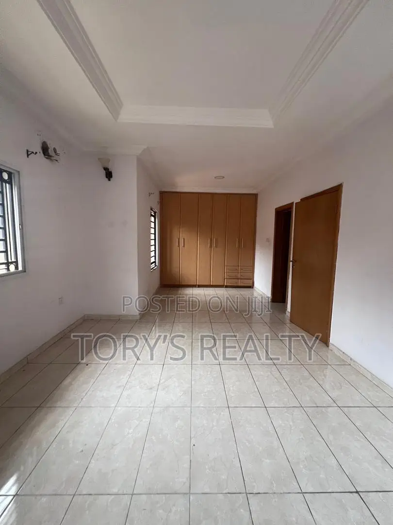 20bdrm Duplex in Lekki Phase 1 for sale