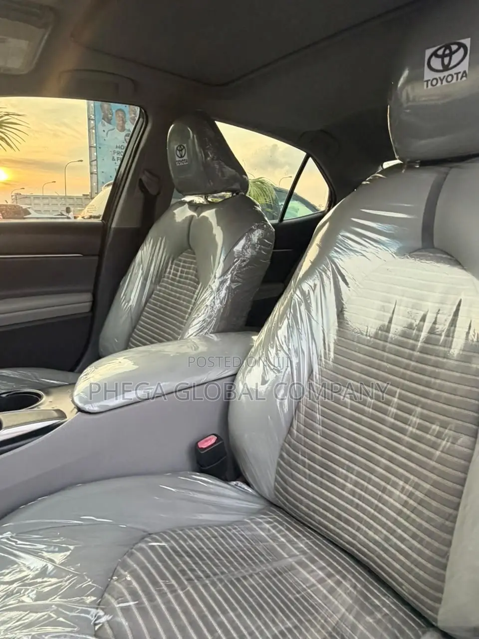 Toyota Camry SE FWD (2.5L 4cyl 8AM) 2018 Black