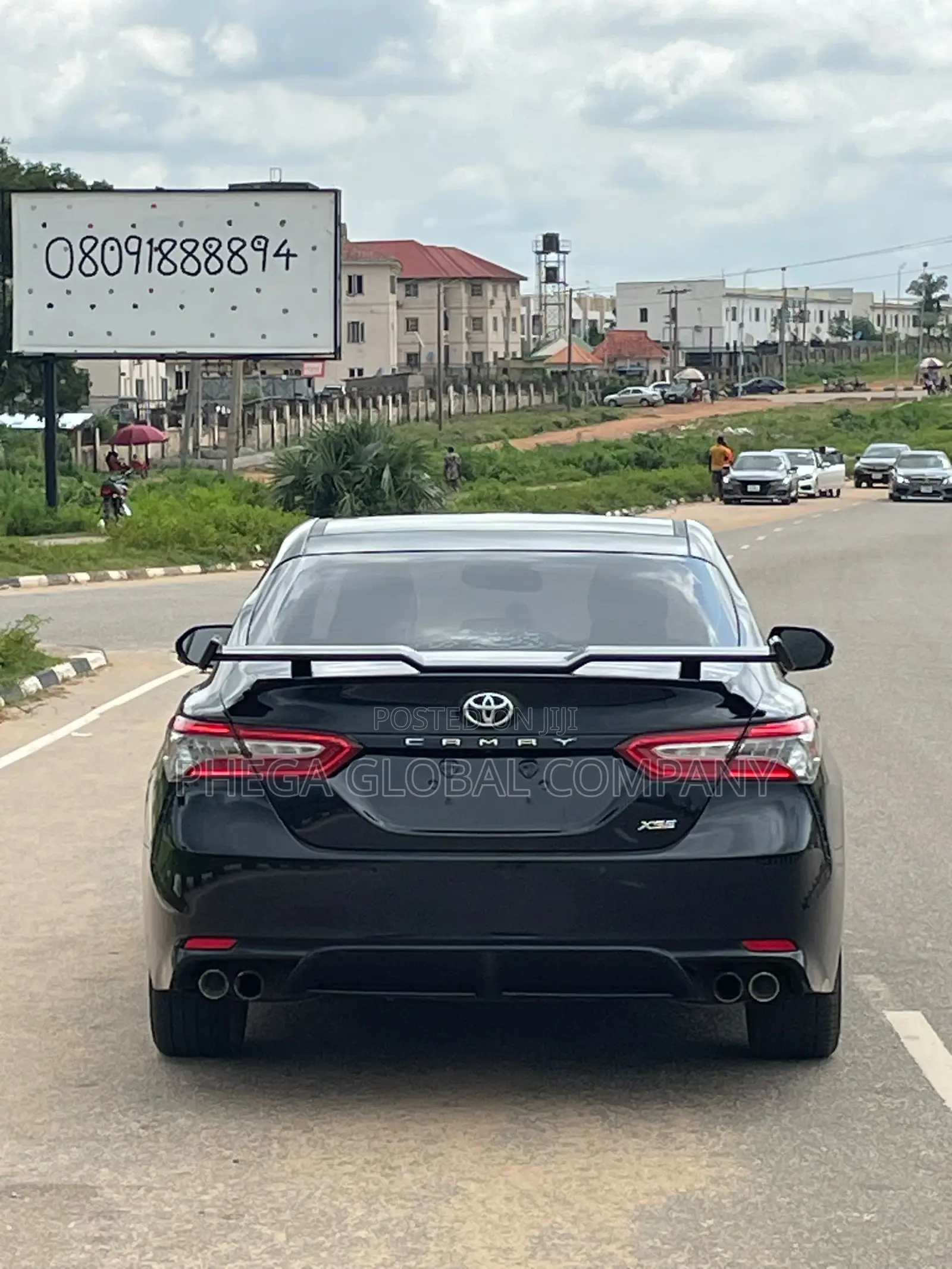 Toyota Camry XSE FWD (2.5L 4cyl 8AM) 2018 Black