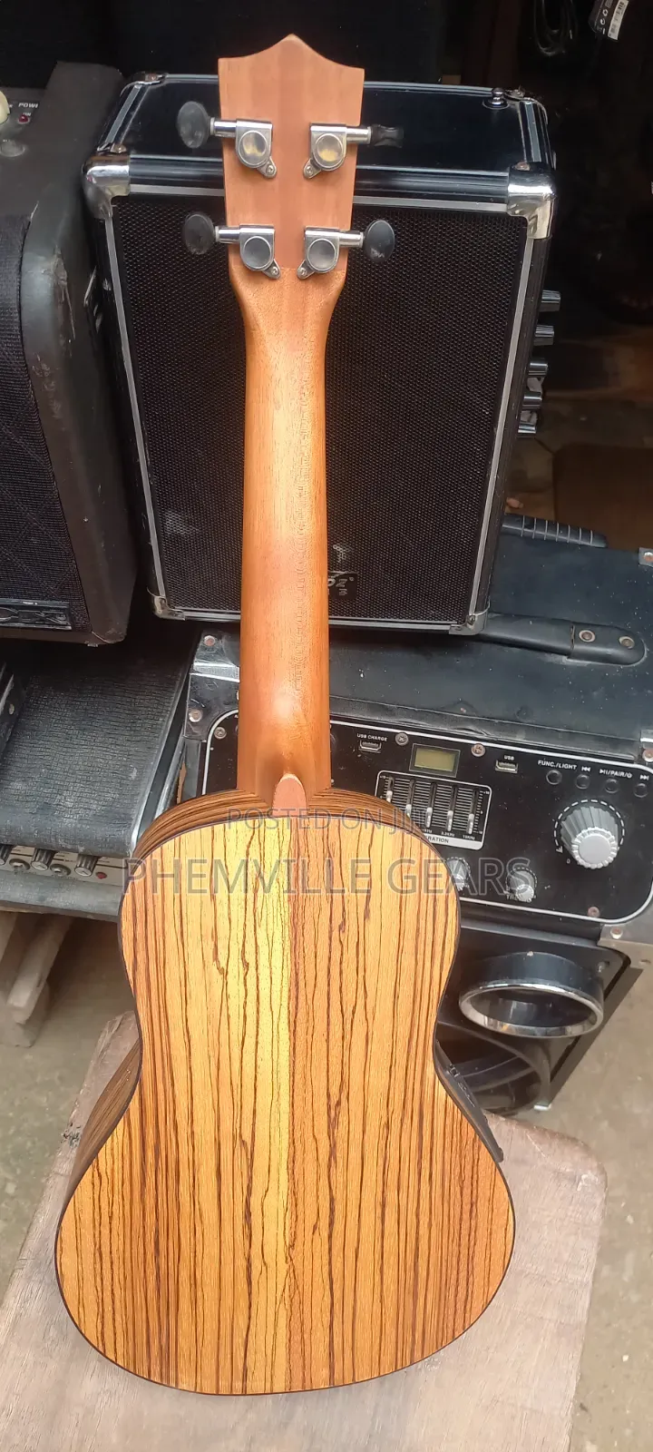 Quality Uk Used Semi Electro Ukulele
