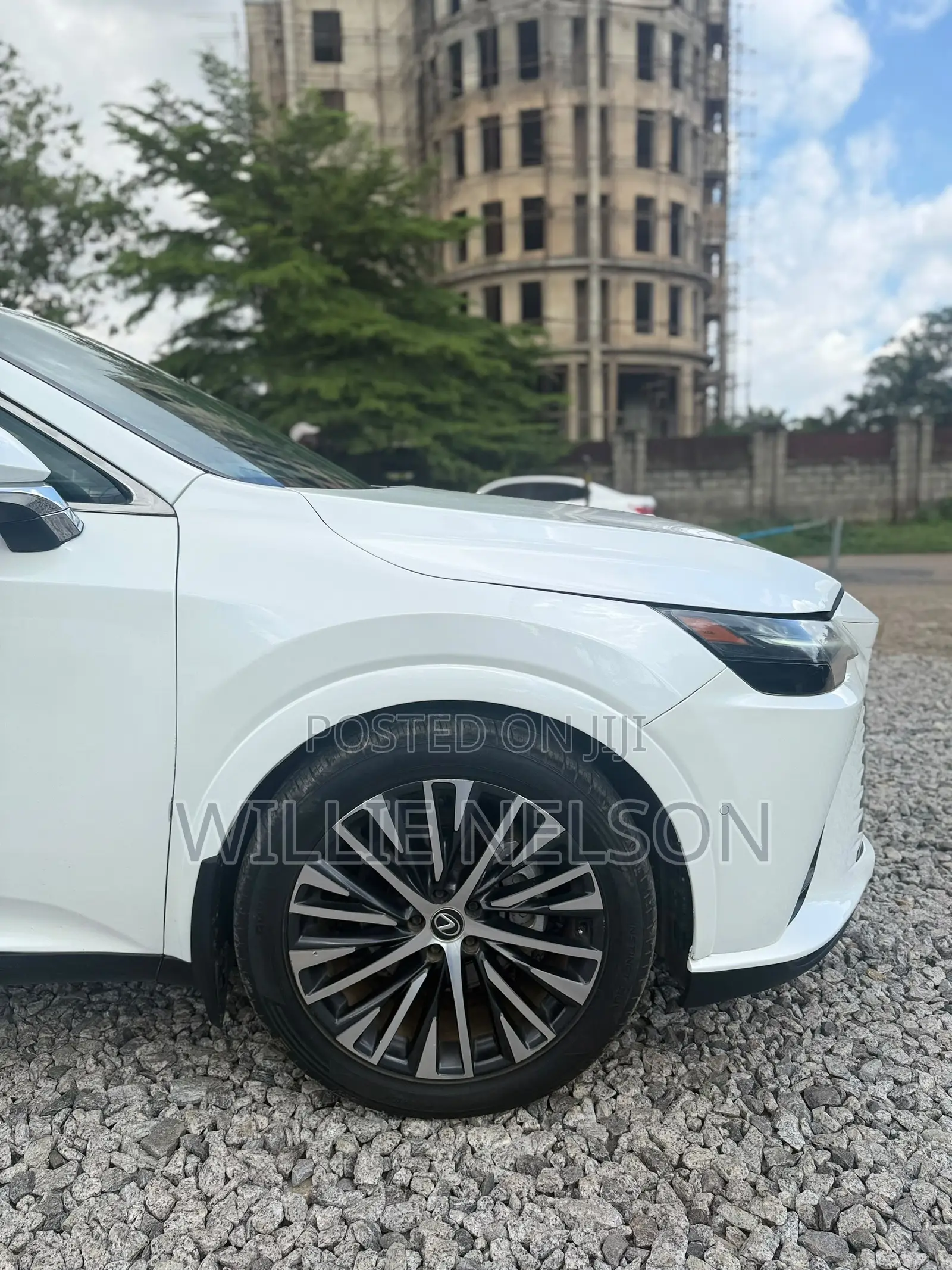 Lexus RX 350h Premium AWD 2023 White