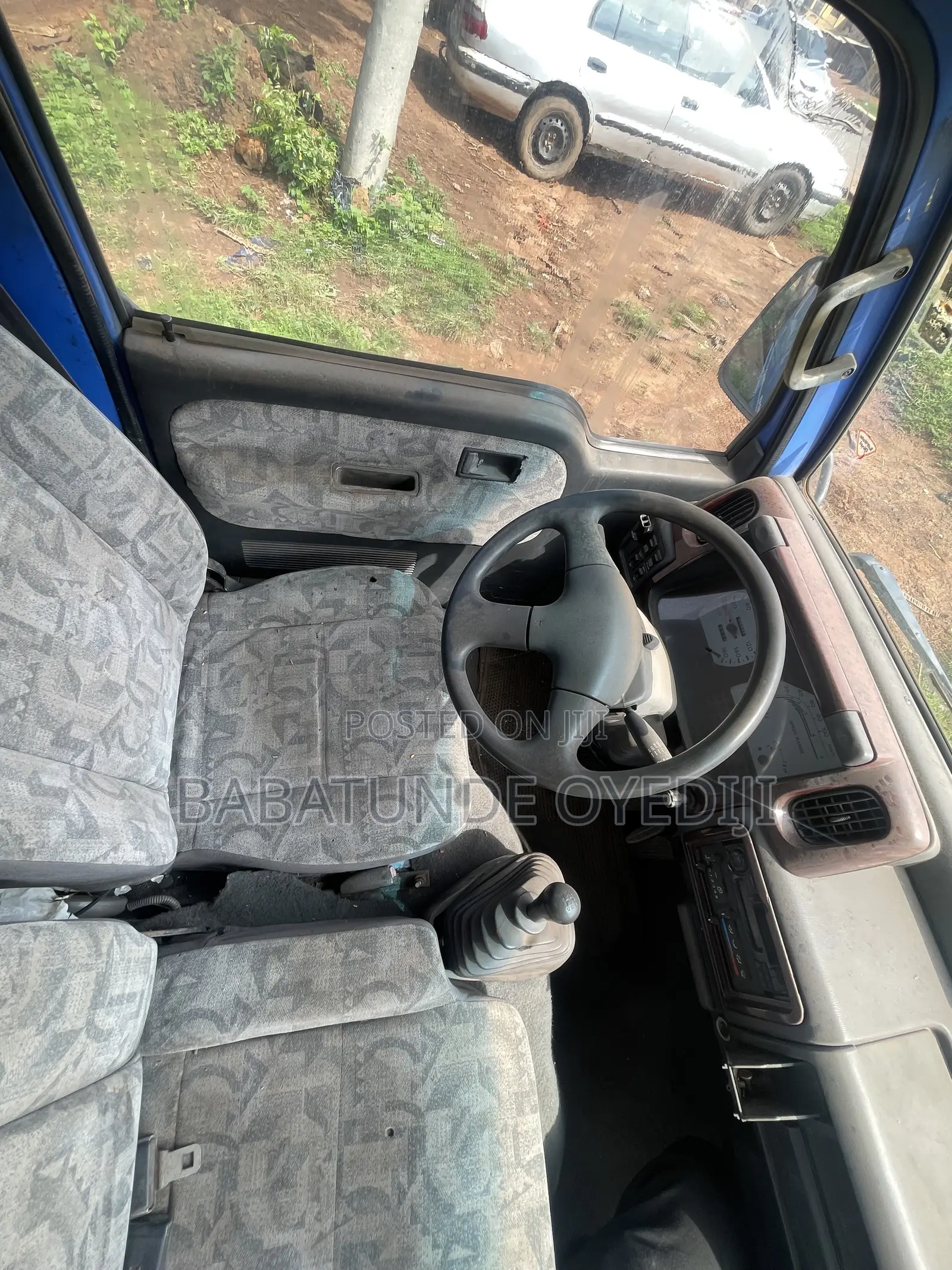 Nissan Cabstar Turbo Mini Truck 2000 Blue