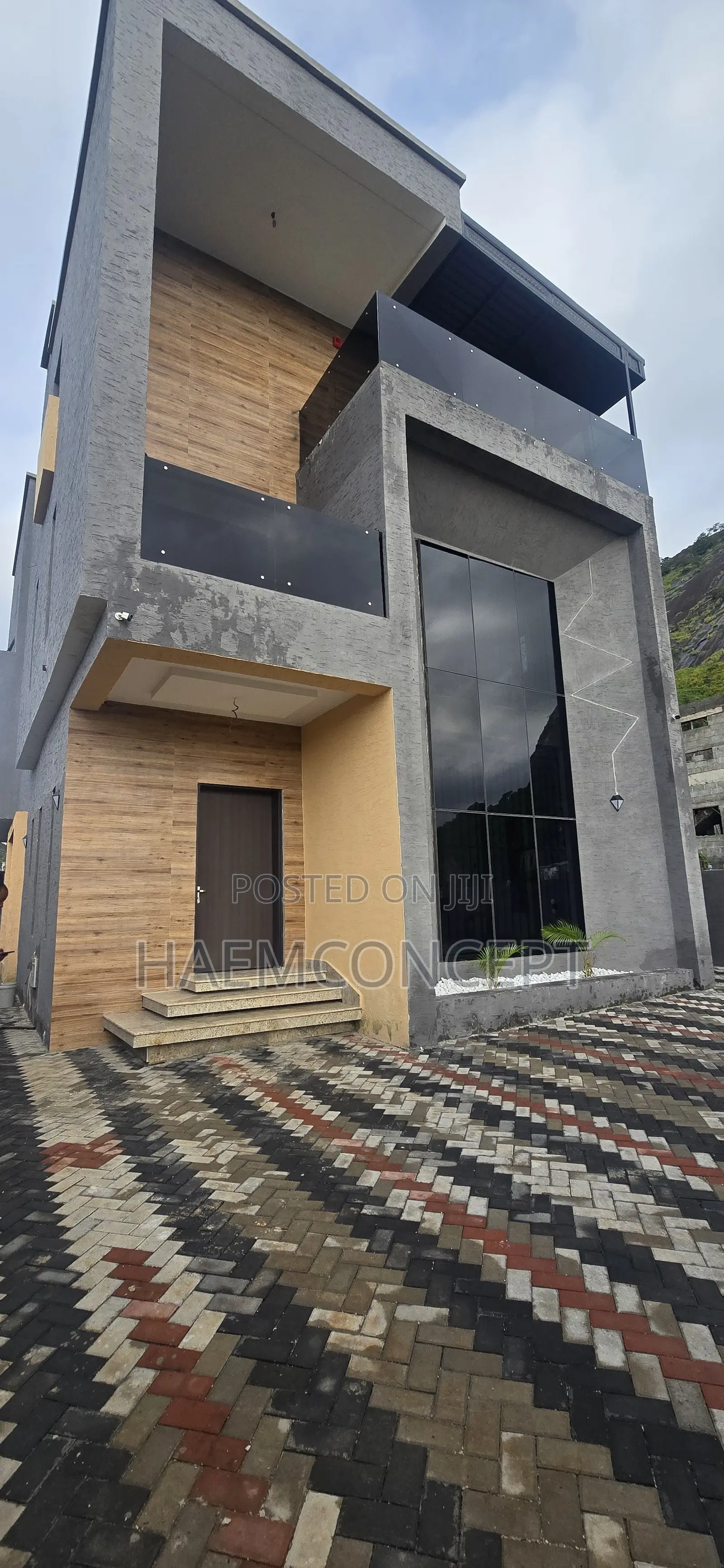 4bdrm Townhouse/Terrace in Ttb, Kubwa for sale