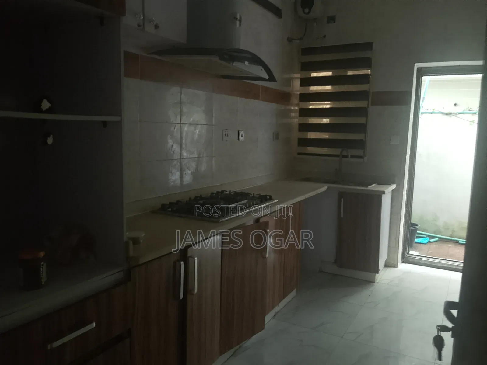 4bdrm Townhouse / Terrace in Orchid Road, Lekki Expressway for rent