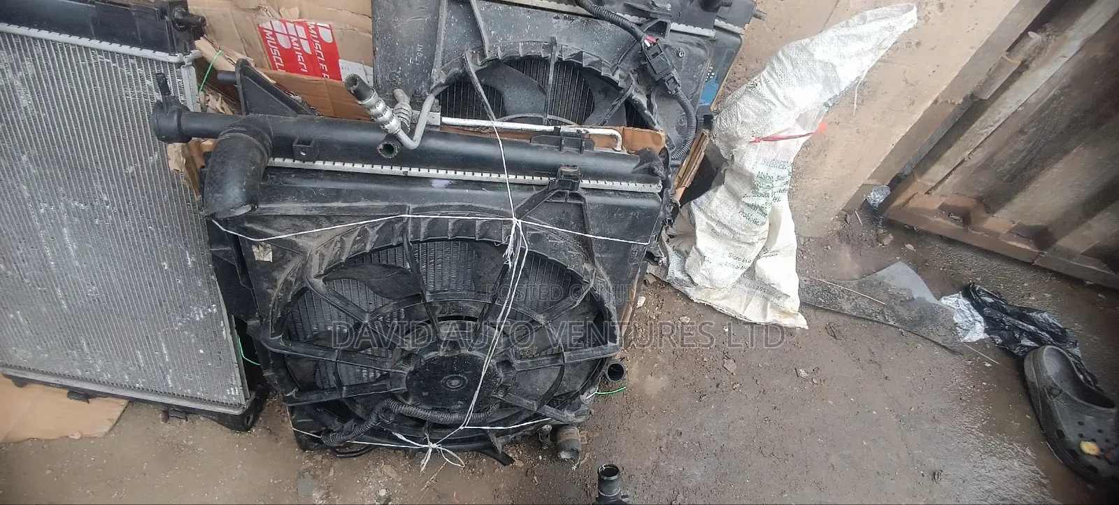 Hyundai Santafee 2014 Model Radiator Fan and AC Condenser Available
