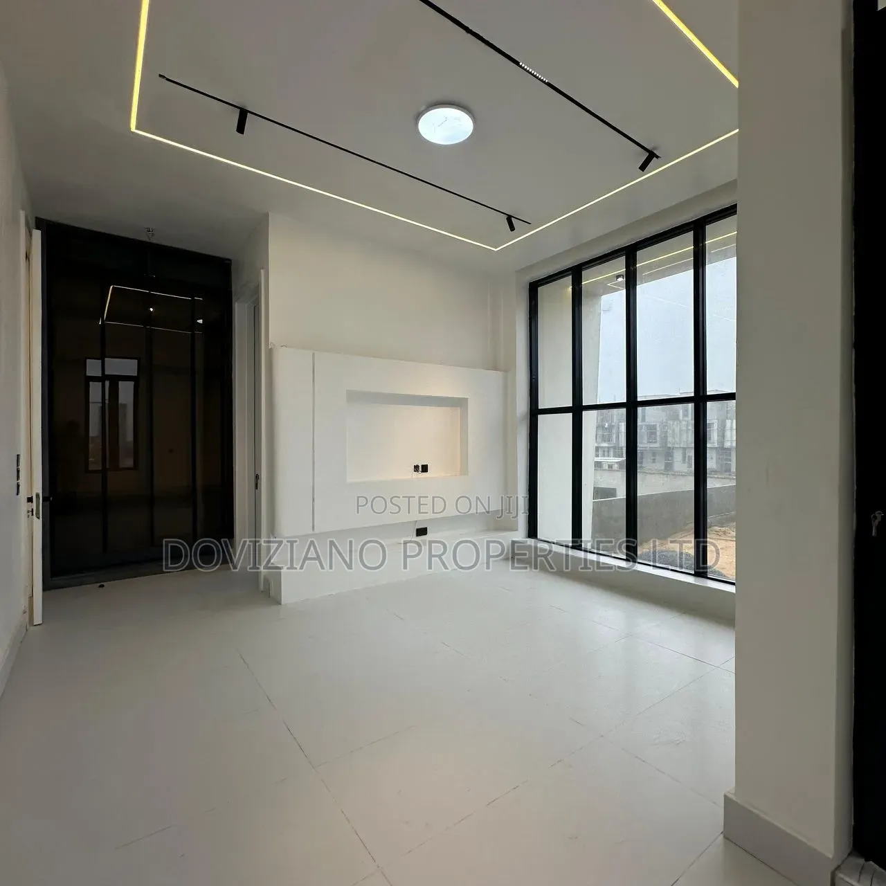 5bdrm Duplex in Lekki Phase 1 for sale
