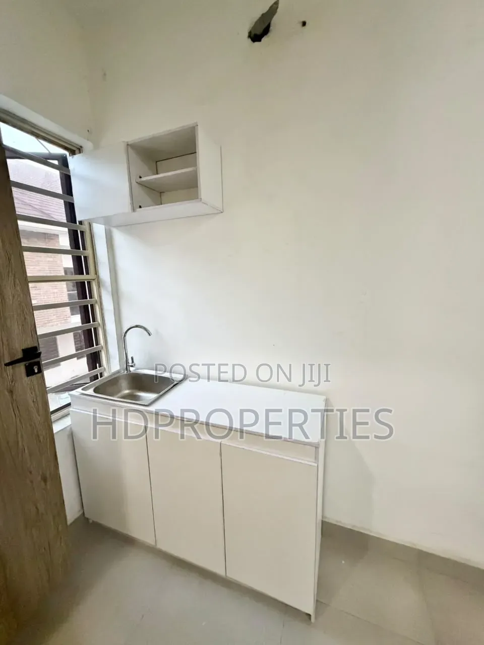 Mini Flat in Dpk, Lagos Island / Lagos Island for rent