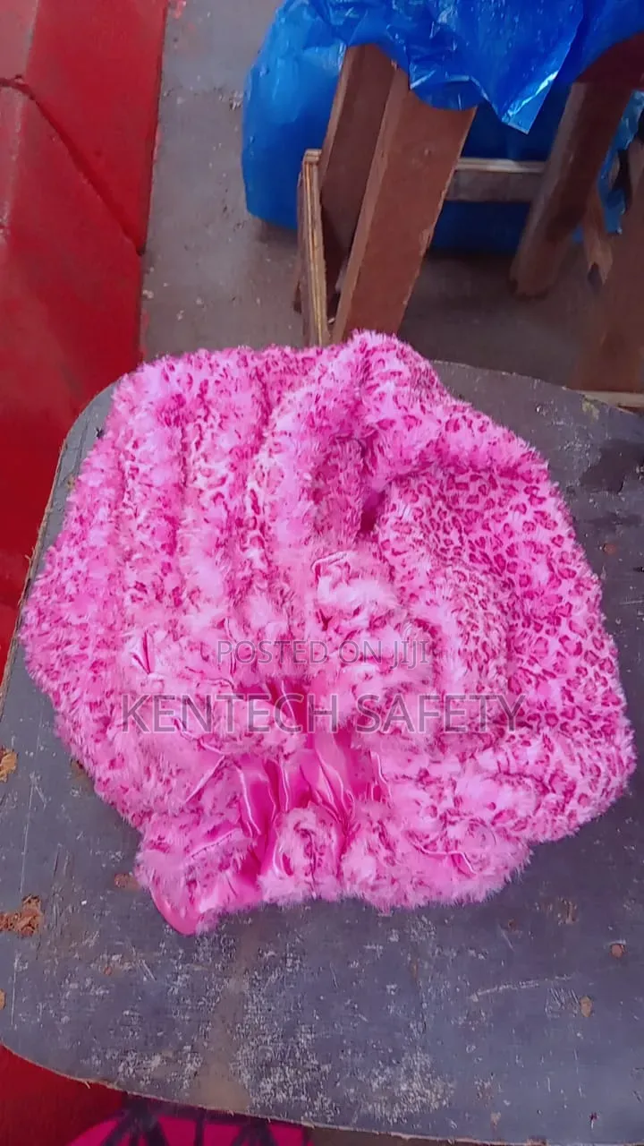 Double 2in1 Labubu Cap Mix Color Per One