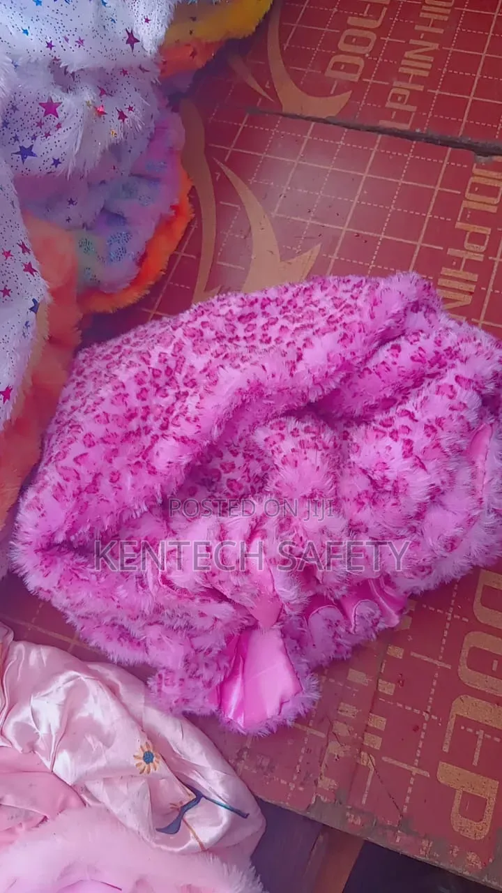 Double 2in1 Labubu Cap Mix Color Per One