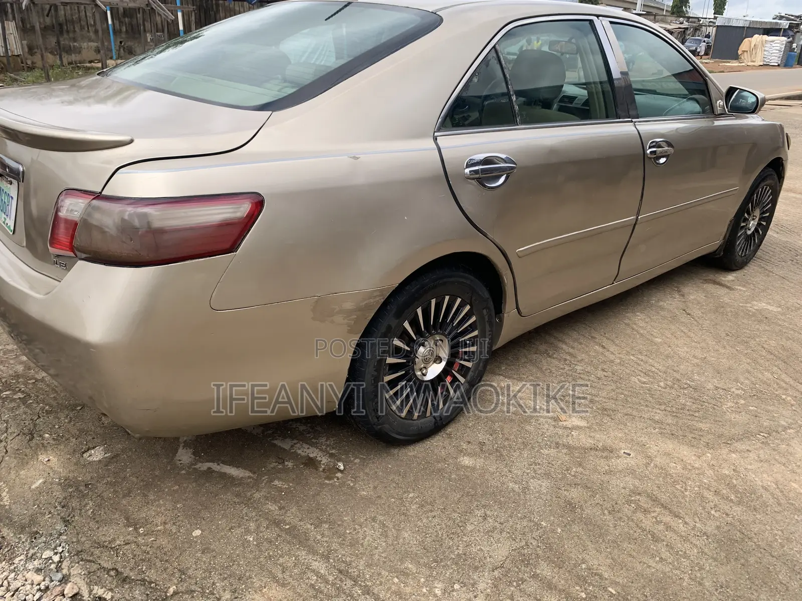 Toyota Camry LE 4dr Sedan (2.4L 4cyl 5A) 2007 Gold