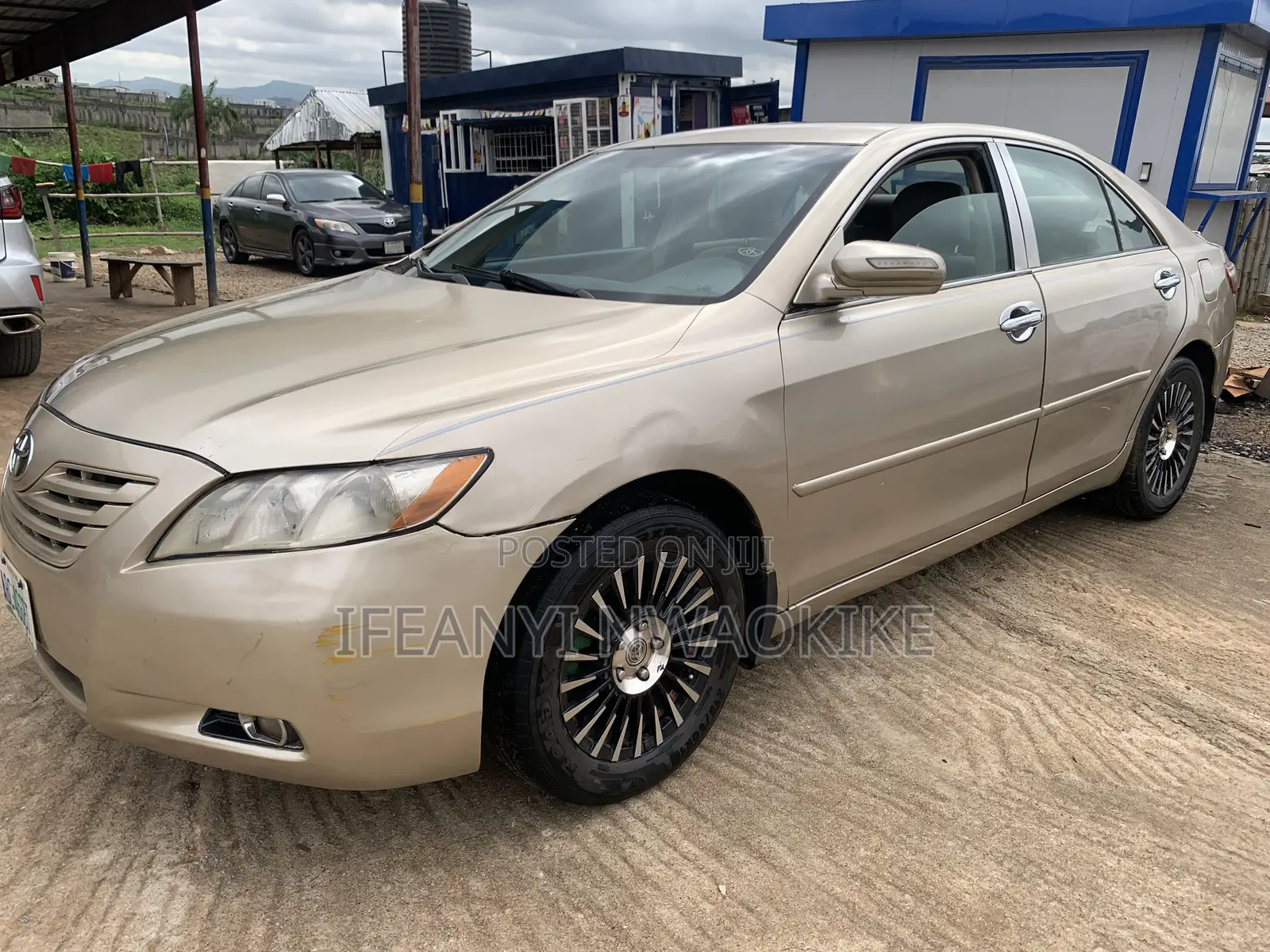 Toyota Camry LE 4dr Sedan (2.4L 4cyl 5A) 2007 Gold