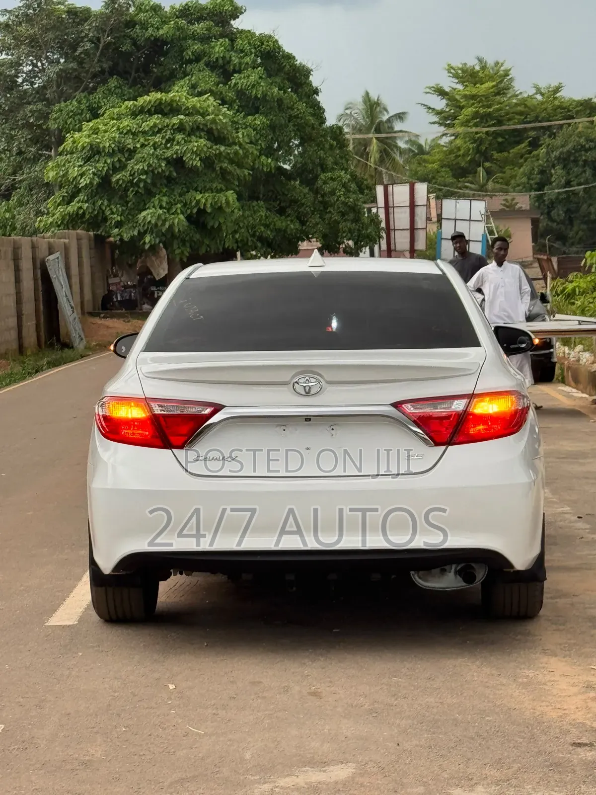 Toyota Camry 2016 White