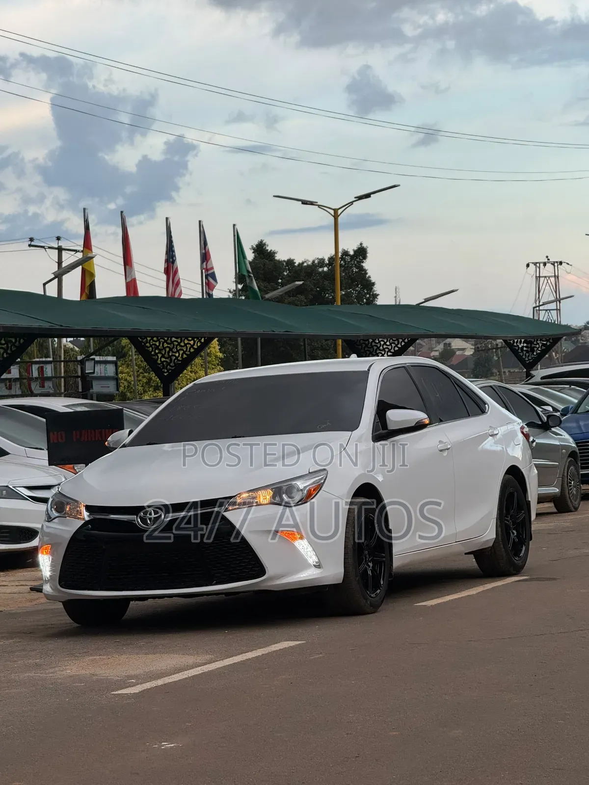 Toyota Camry 2016 White