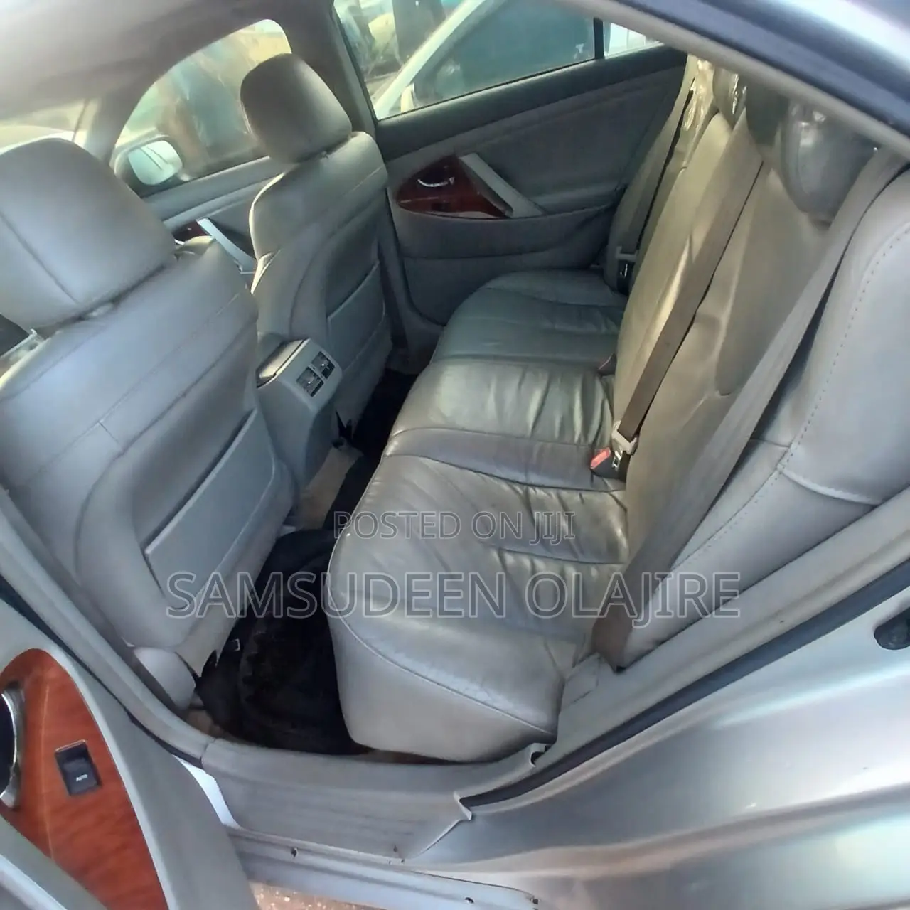 Toyota Camry LE V6 4dr Sedan (3.5L 6cyl 6AM) 2010 Silver