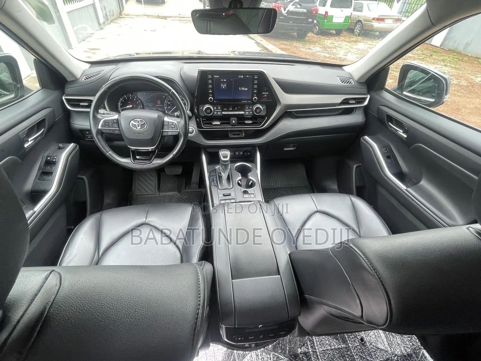Toyota Highlander XLE 2022 Black