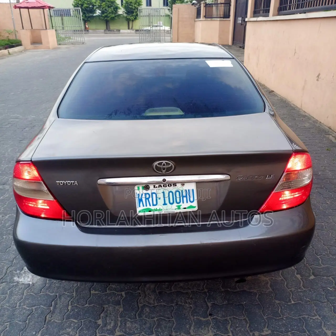 Toyota Camry LE 4dr Sedan (2.4L 4cyl 5M) 2004 Brown