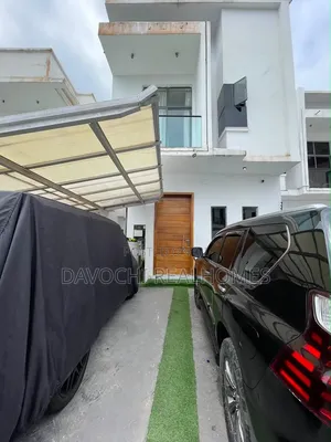 4bdrm Duplex in Chevron for sale