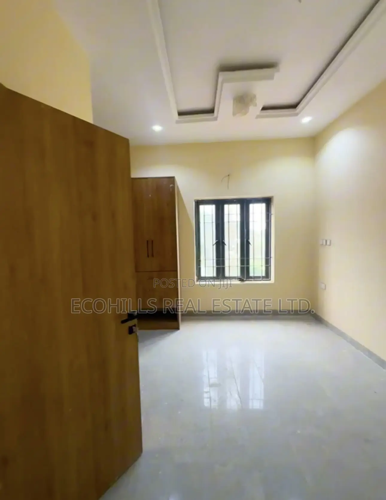 5bdrm Townhouse/Terrace in Guzape Main for sale