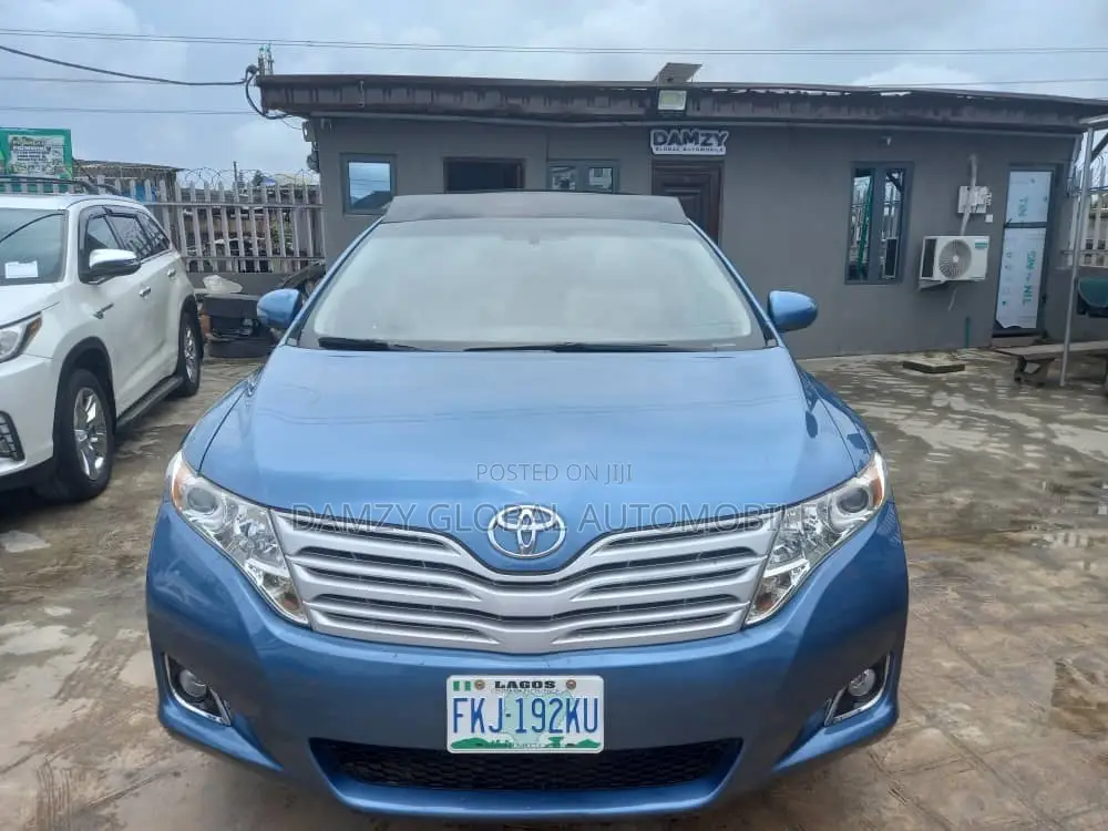 Toyota Venza AWD 2012 Blue