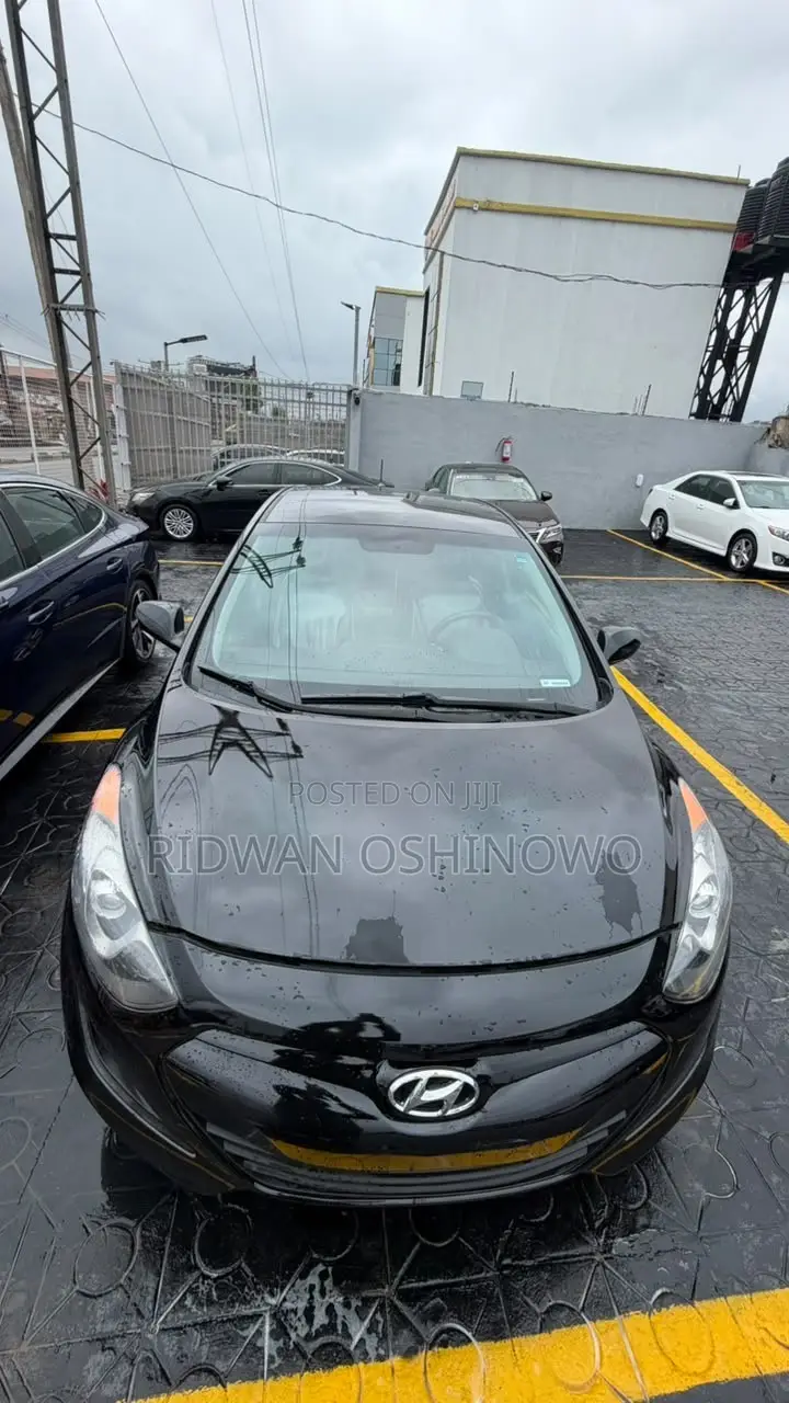 Hyundai Elantra GT 2013 Black