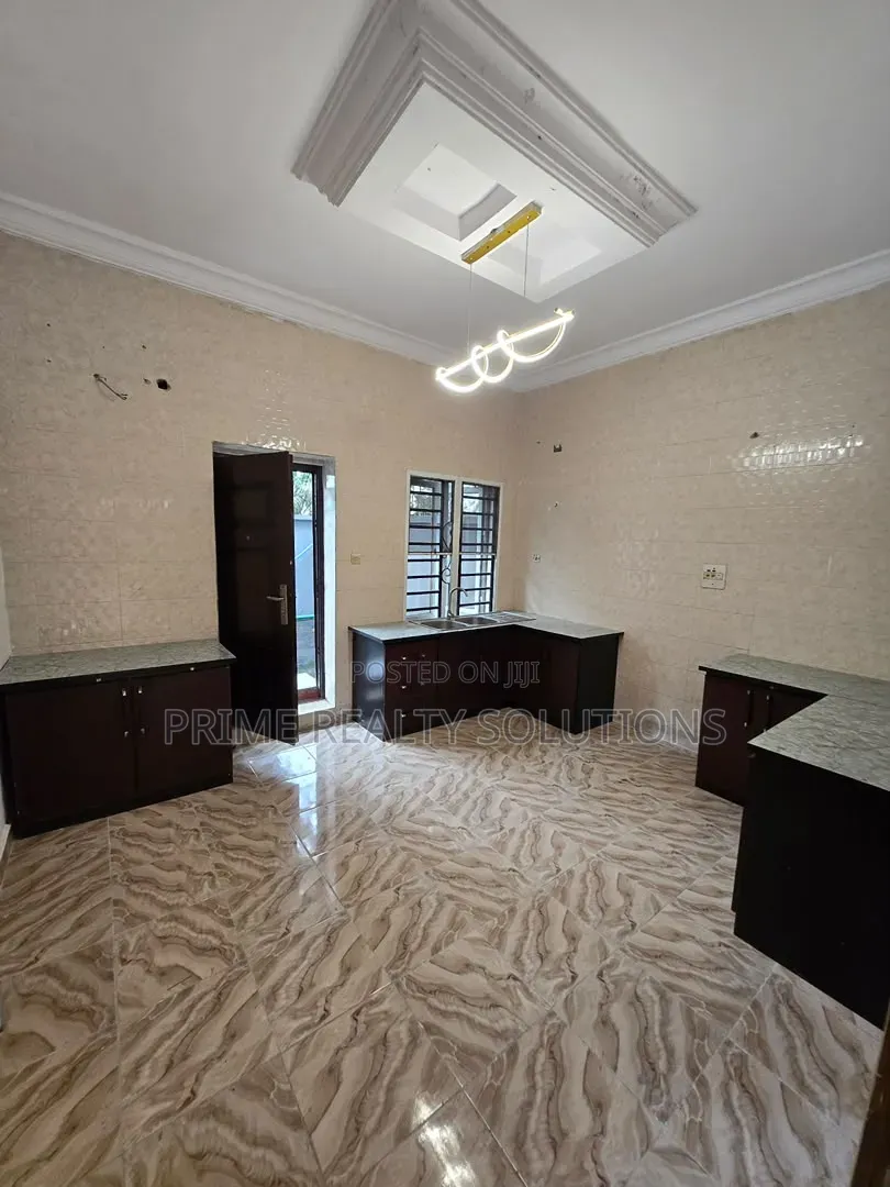 Mini Flat in Ologolo for rent