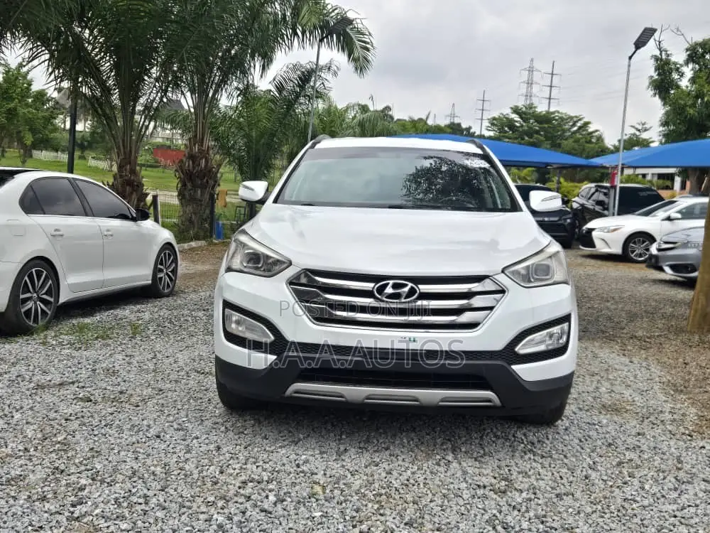 Hyundai Santa Fe 2014 White