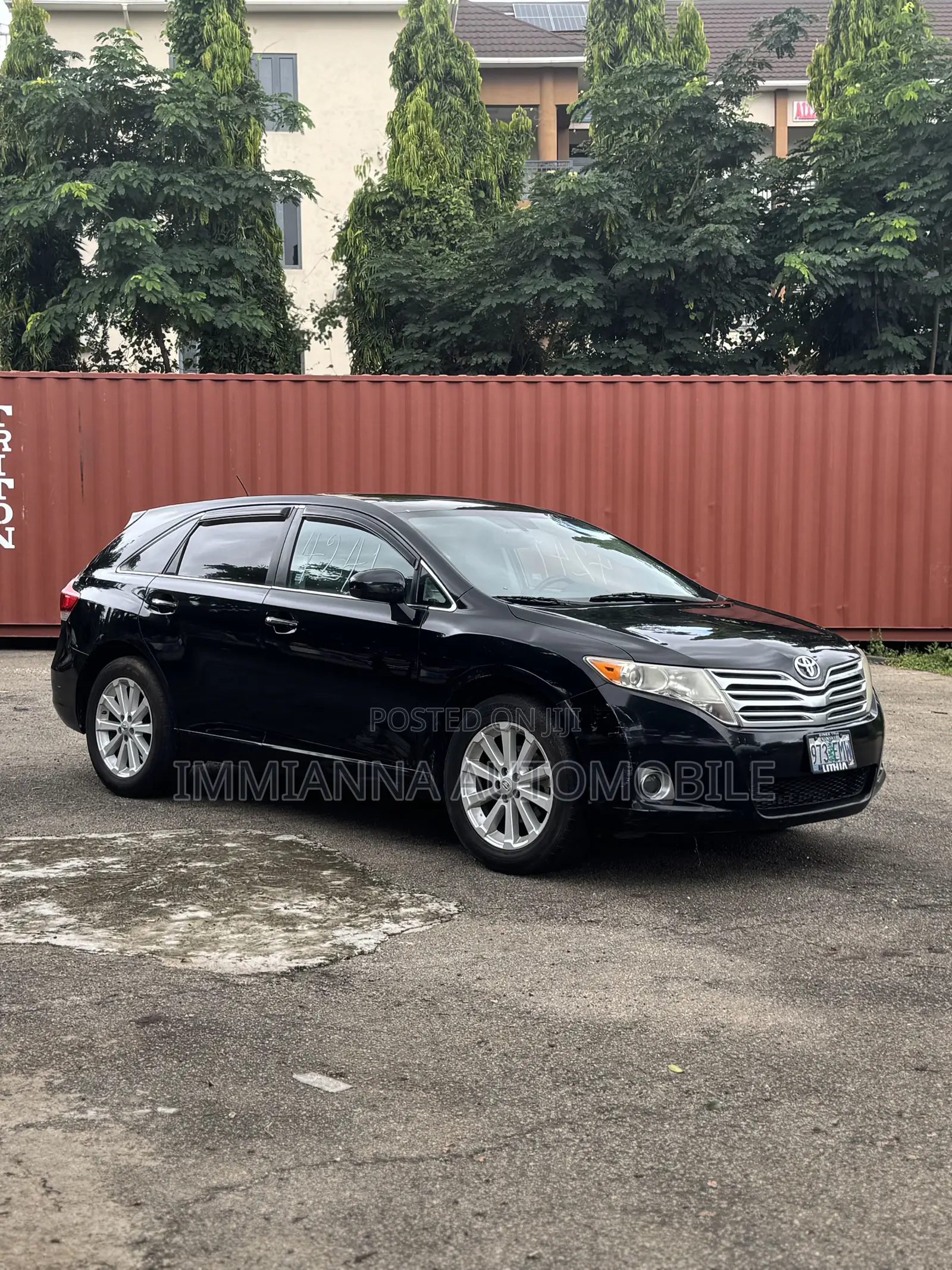 Toyota Venza XLE 2010 Black