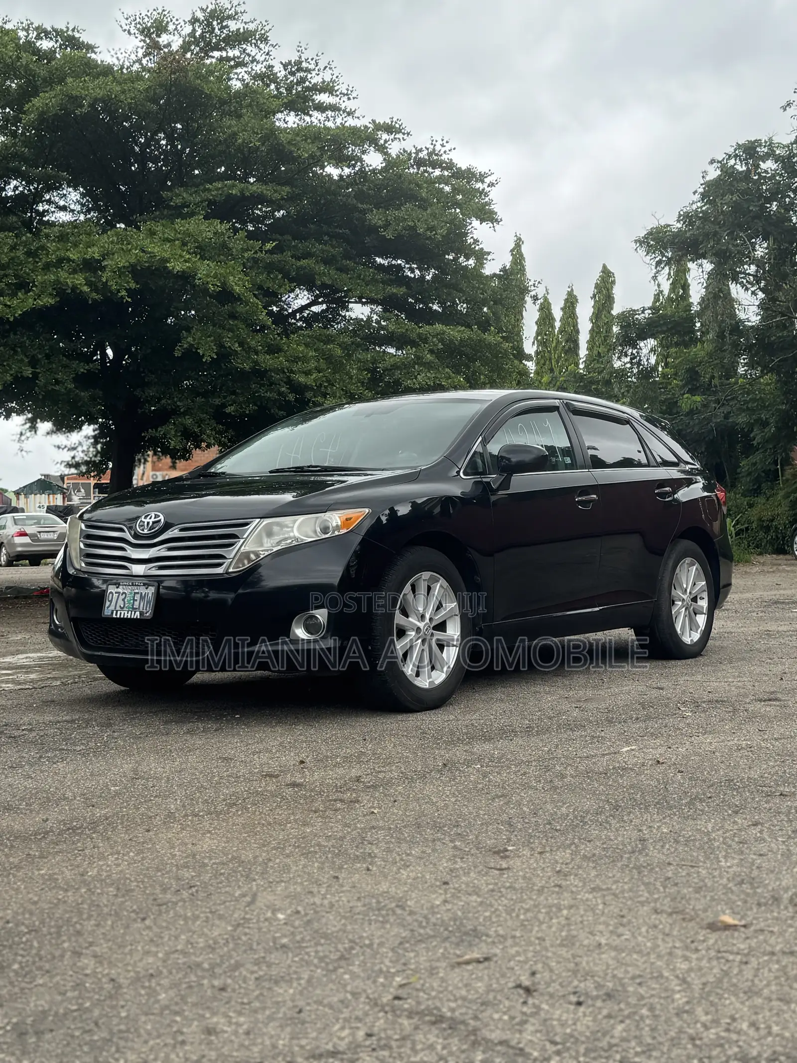 Toyota Venza XLE 2010 Black