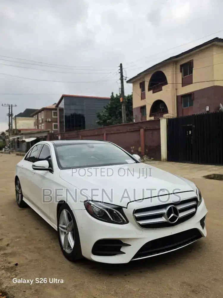 Mercedes-Benz E300 4Matic AWD Sedan (2.0L 4cyl 9A) 2017 White