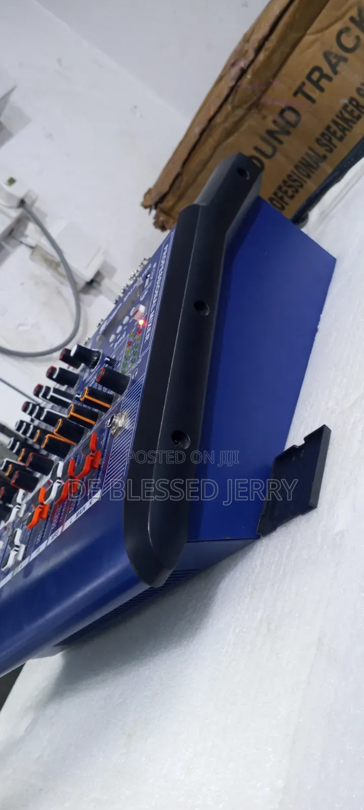Yamaha 4channals Powered Mixer