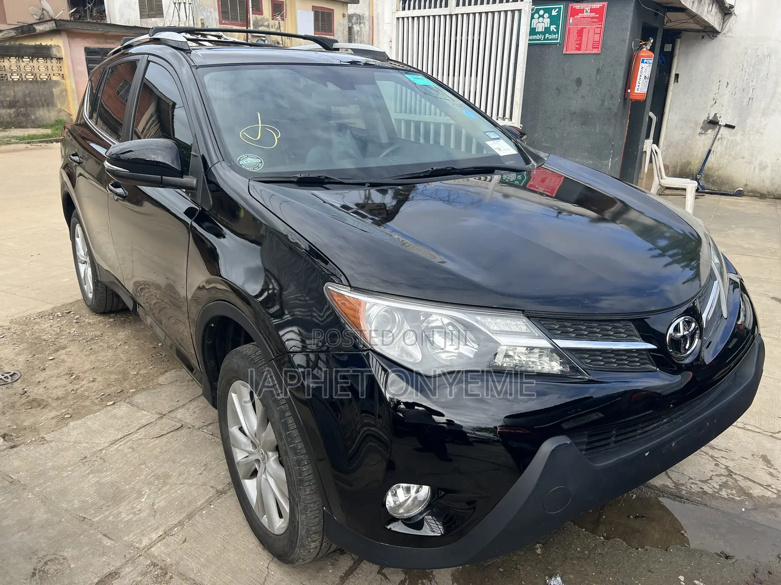 Toyota RAV4 Limited 4dr SUV (2.5L 4cyl 6A) 2015 Black