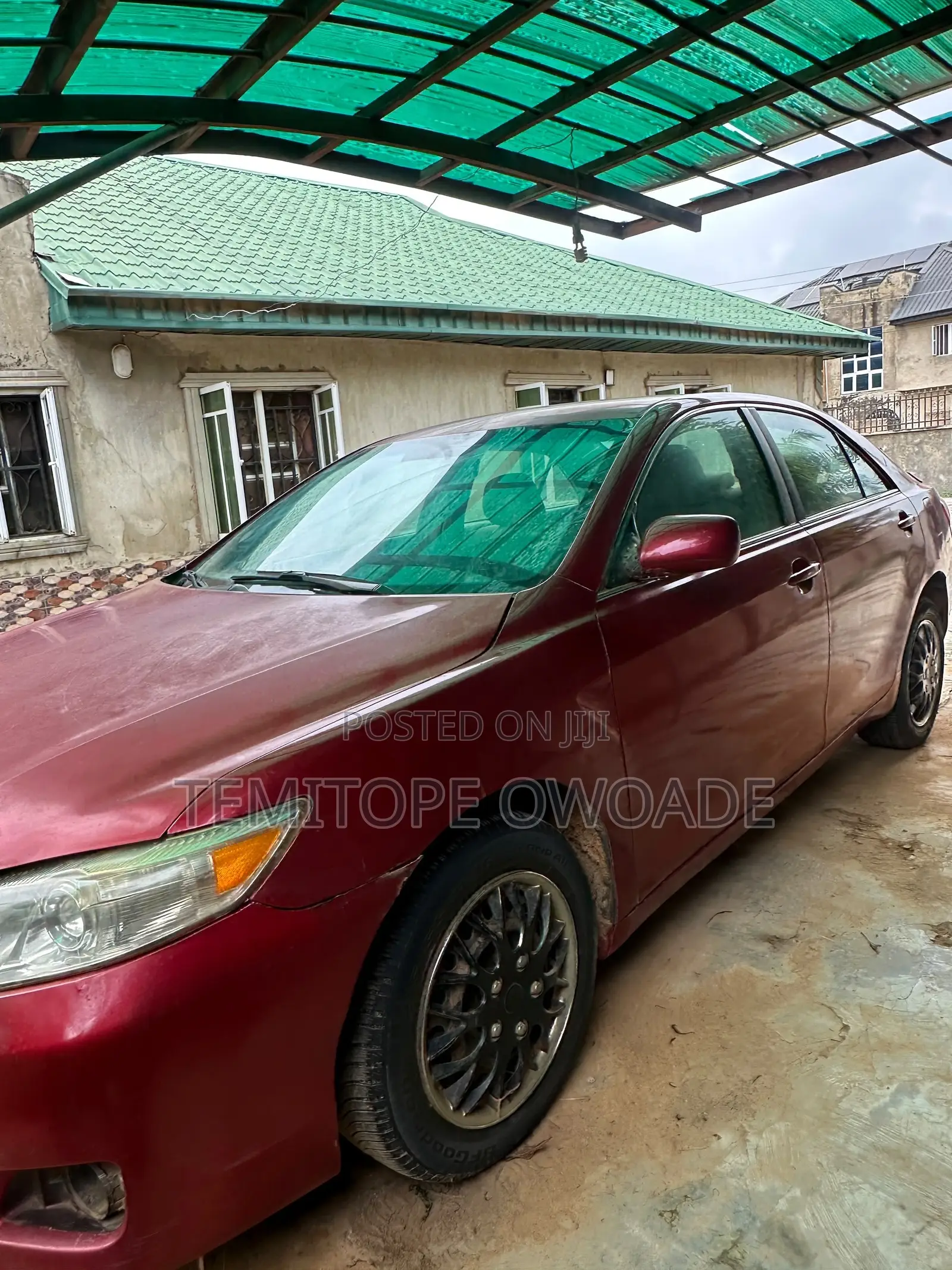 Toyota Camry LE 4dr Sedan (2.5L 4cyl 6A) 2011 Red