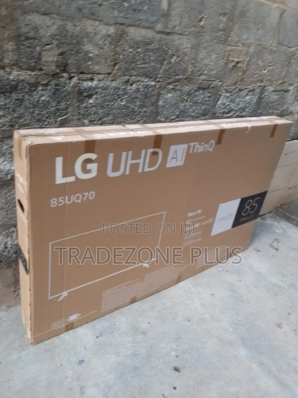 LG 85” UHD Smart TV – Modern Home Entertainment