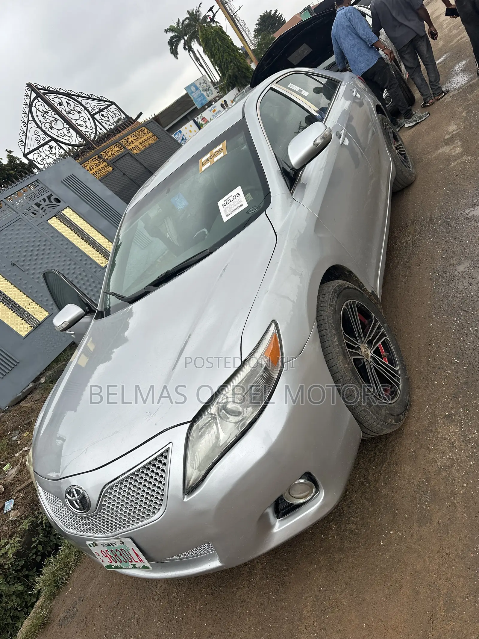 Toyota Camry LE 4dr Sedan (2.4L 4cyl 5A) 2009 Silver