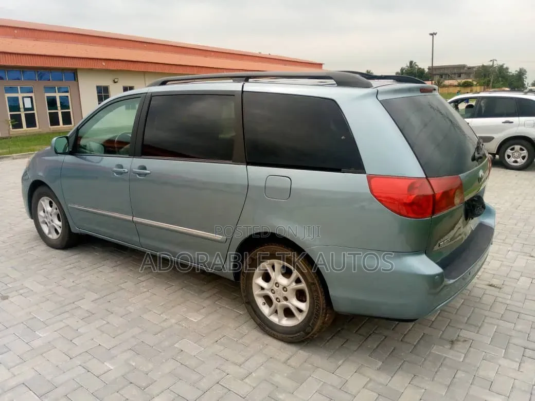 Toyota Sienna XLE Limited AWD 2006 Blue