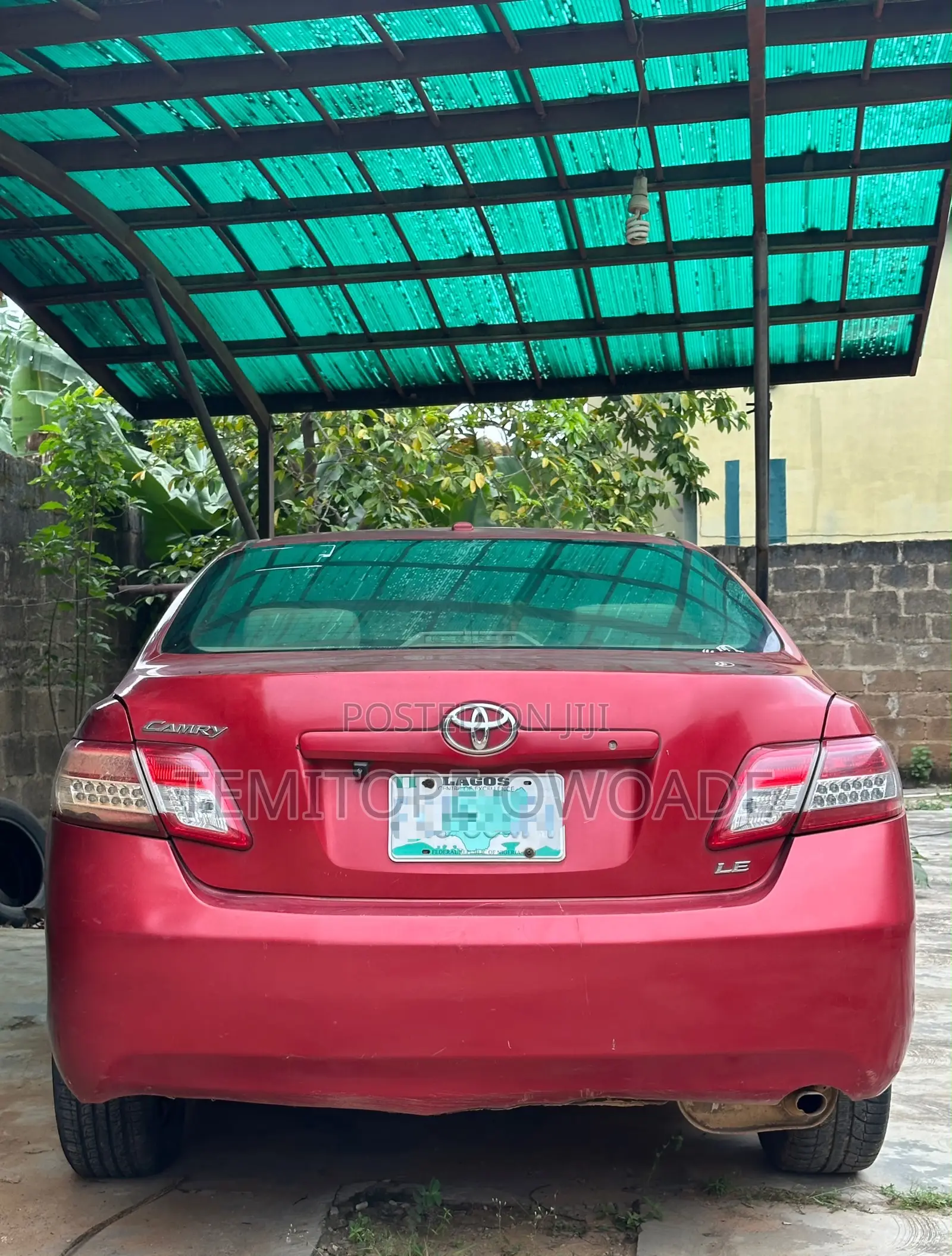 Toyota Camry LE 4dr Sedan (2.5L 4cyl 6A) 2011 Red