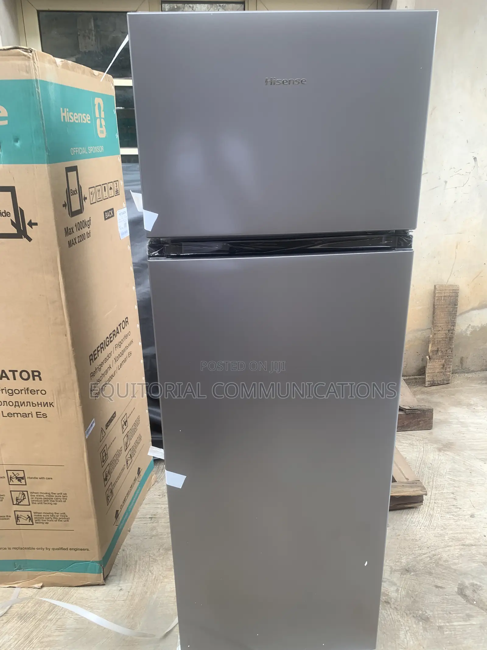 Hisense REF240DR 240L Fridge Freezer –Keep Your Food Fresh, Cool