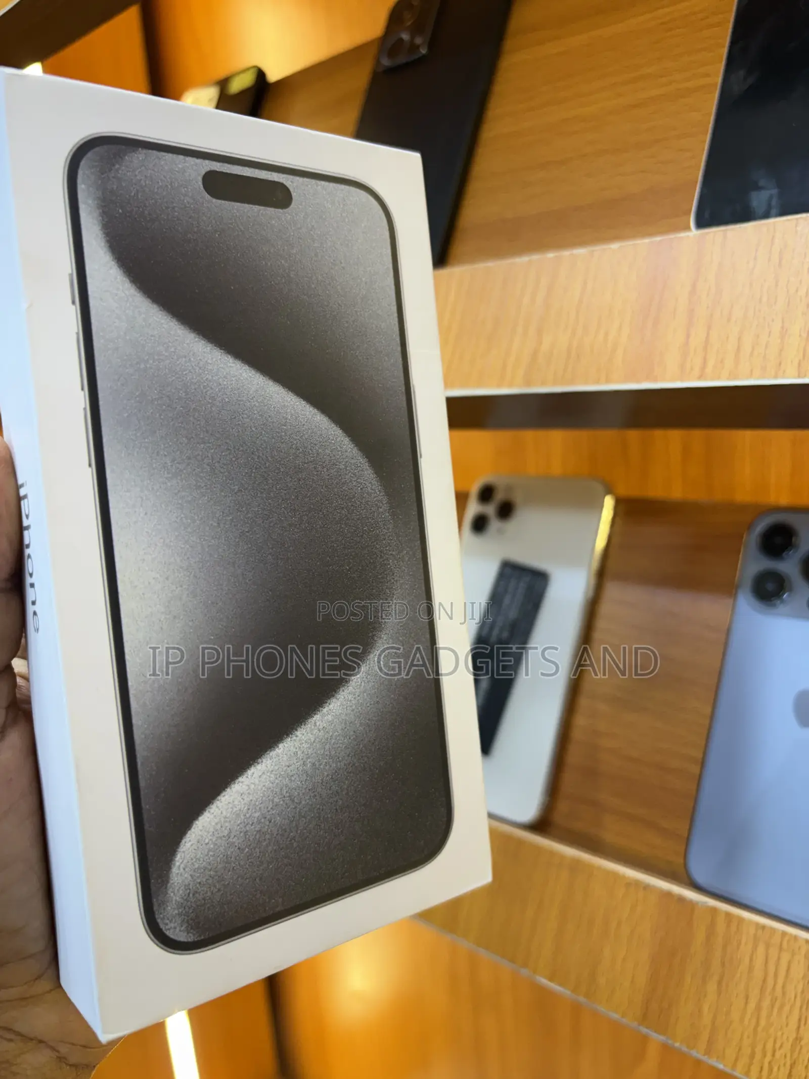 New Apple iPhone 15 Pro Max 256 GB White