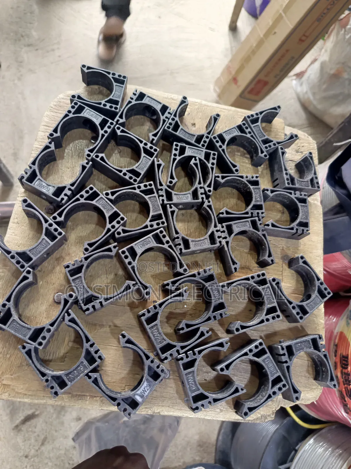 All Sizes of U Clips